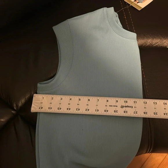 Mondetta Ladies' Soft Ribbed Short Sleeve Active Top, Adriatic Blue Large - Picture 9 of 11